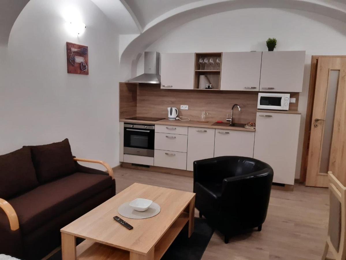 Martinuv Dvur Apartment Pilsen Exterior photo